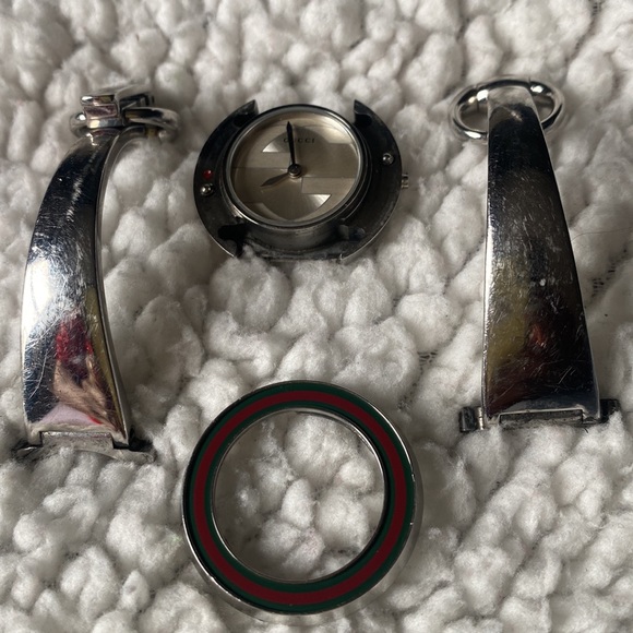 COPY - Authentic Gucci Interchangeably Watch - Picture 7 of 7